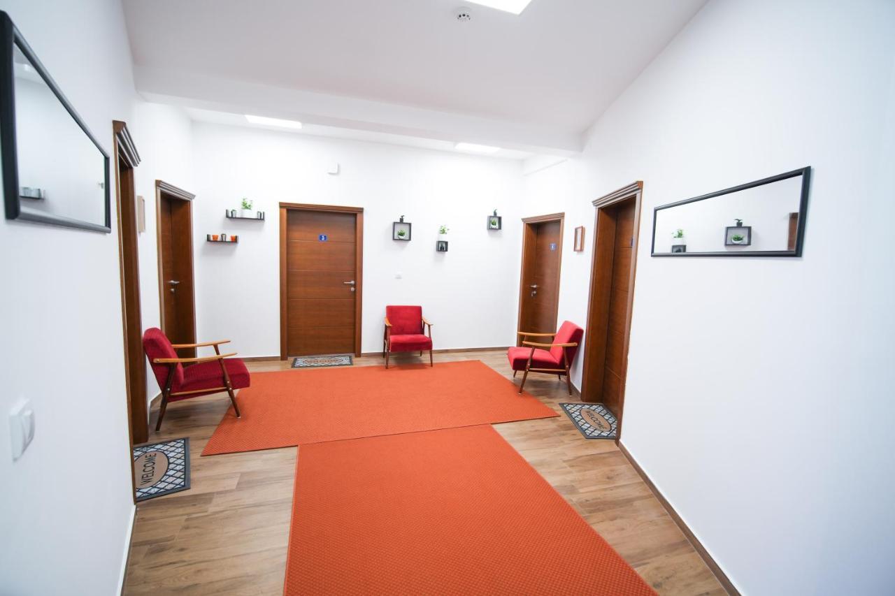 Prenociste Sole Aparthotel Vranje Bagian luar foto