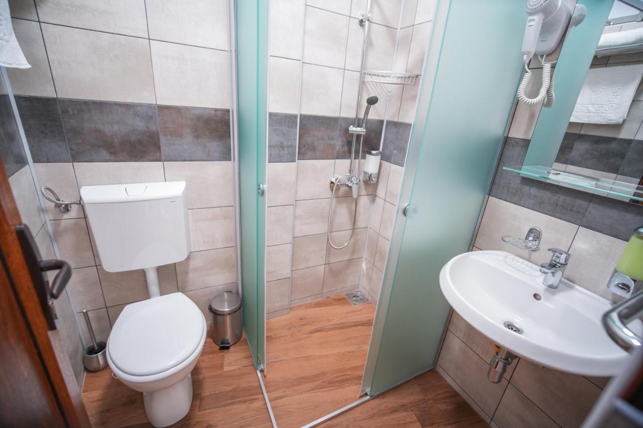 Prenociste Sole Aparthotel Vranje Bagian luar foto