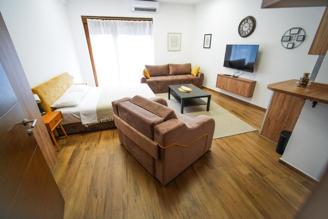 Prenociste Sole Aparthotel Vranje Bagian luar foto