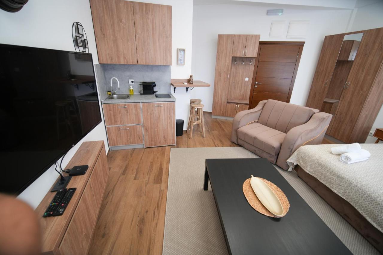 Prenociste Sole Aparthotel Vranje Bagian luar foto