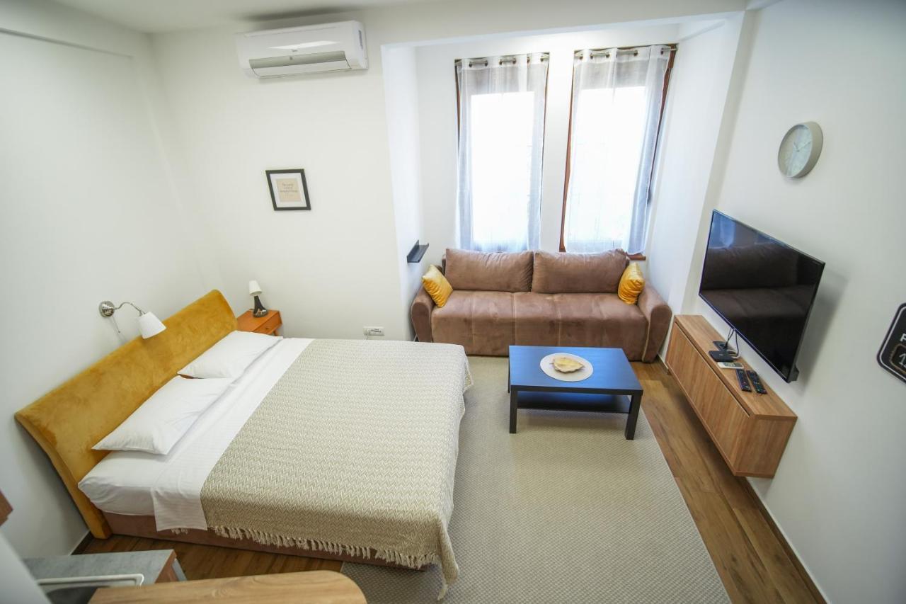 Prenociste Sole Aparthotel Vranje Bagian luar foto