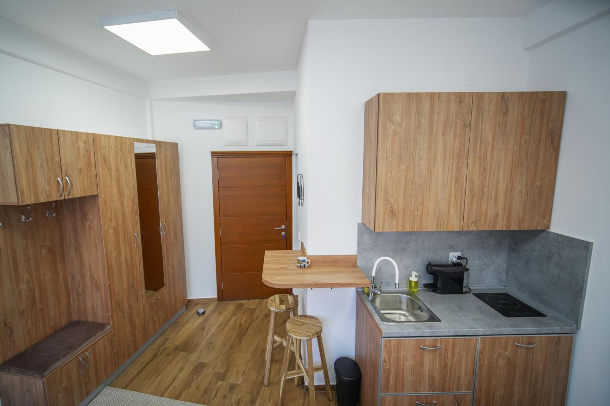 Prenociste Sole Aparthotel Vranje Bagian luar foto